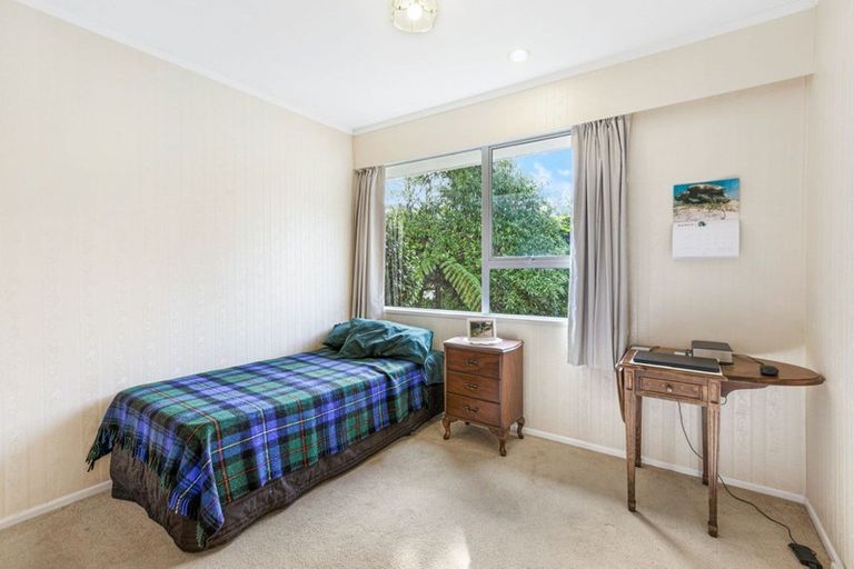 Photo of property in 10 Charthouse Lane, Whitby, Porirua, 5024