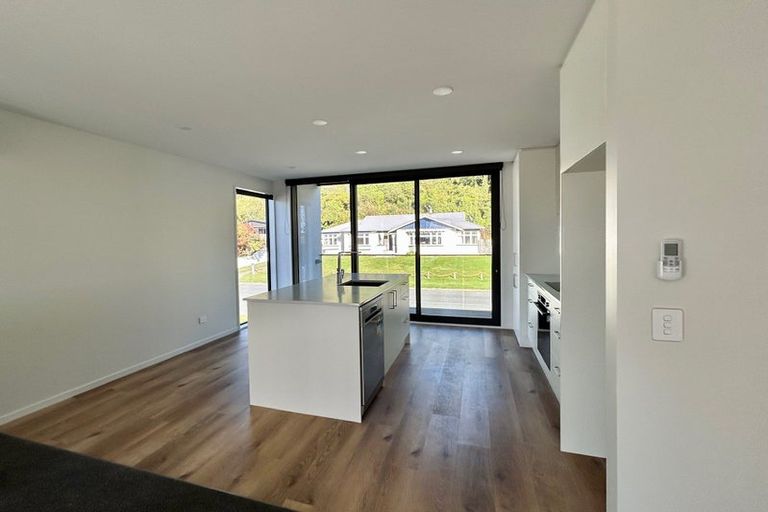 Photo of property in 9/17 Yarmouth Street, Kaikoura, 7300