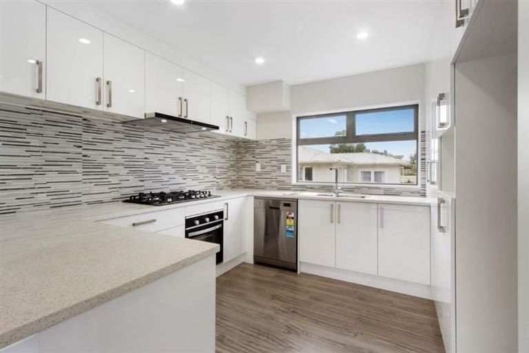 Photo of property in 37b Thomas Road, Mangere, Auckland, 2022