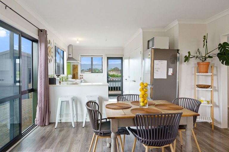 Photo of property in 76 Marine Parade, Otaki Beach, Otaki, 5512
