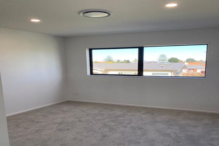 Photo of property in 41a Central Avenue, Papatoetoe, Auckland, 2025