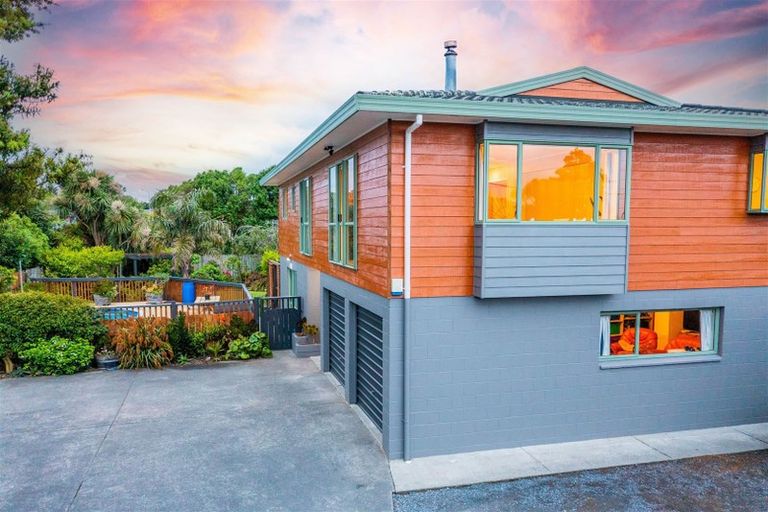 Photo of property in 191 Mazengarb Road, Paraparaumu, 5032