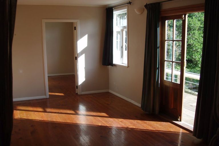 Photo of property in 62 Thompson Street, Mount Cook, Wellington, 6011