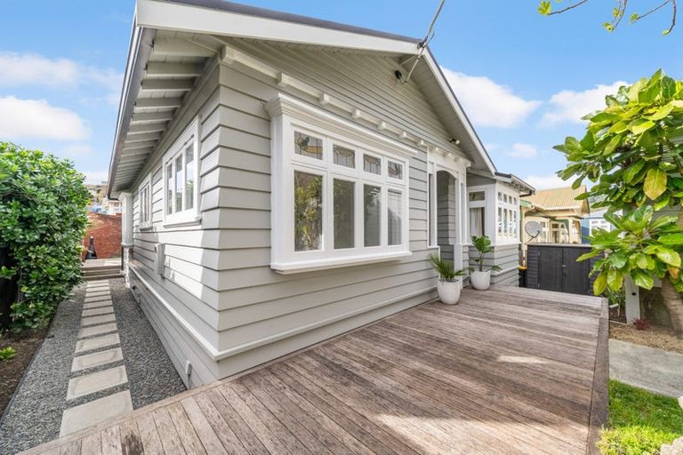 Photo of property in 10 Ruahine Street, Hataitai, Wellington, 6021
