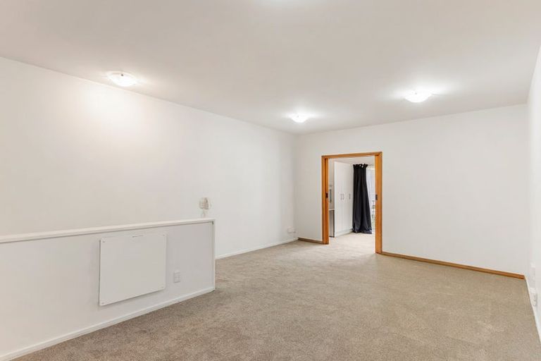 Photo of property in Luxford Villas, 108/72 Herald Street, Berhampore, Wellington, 6023