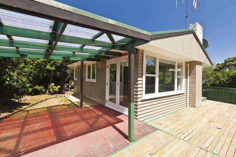 Photo of property in 27 Carr Street, Te Kamo, Whangarei, 0112