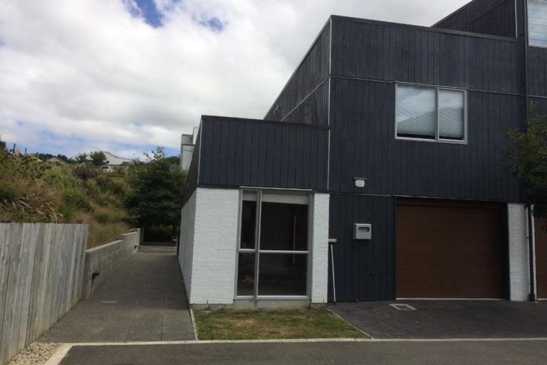 Photo of property in Altar Apartments, 31/120 Rintoul Street, Newtown, Wellington, 6021
