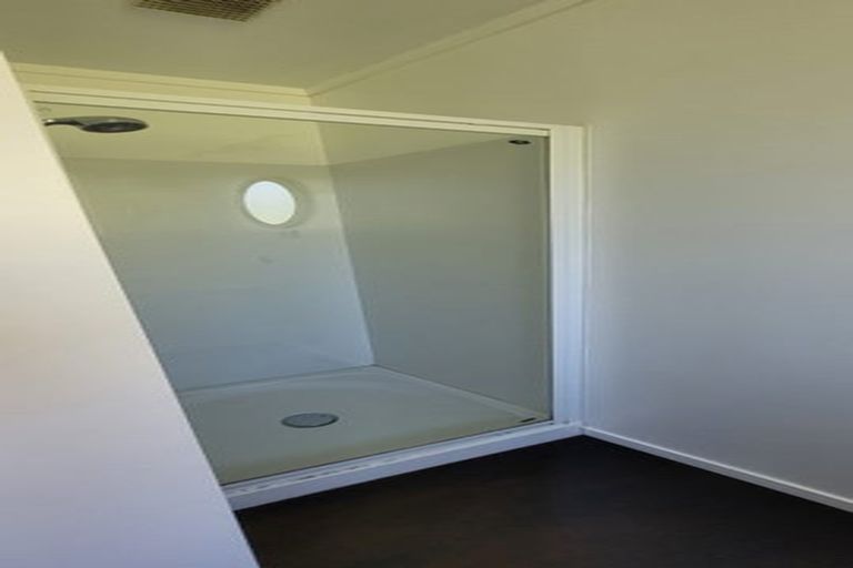 Photo of property in 195 Tukapa Street, Westown, New Plymouth, 4310