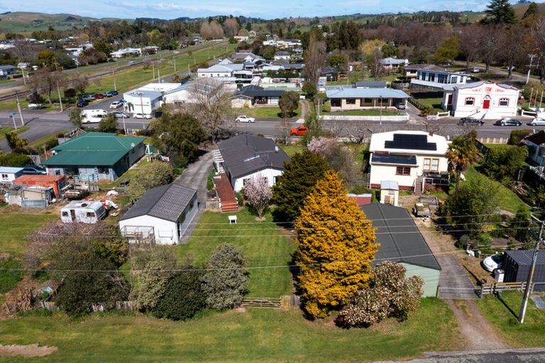 Photo of property in 33 Higginson Street, Otane, 4202