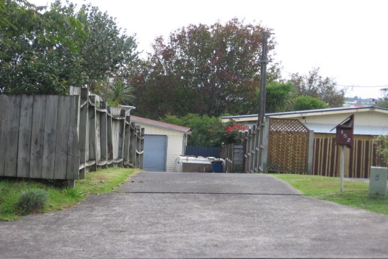 Photo of property in 152 Edmonton Road, Te Atatu South, Auckland, 0610