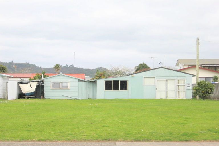 Photo of property in 24 Hannan Road, Whitianga, 3510