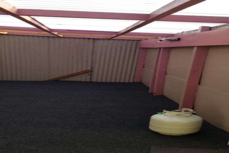 Photo of property in 3/15 Islington Avenue, New Lynn, Auckland, 0600