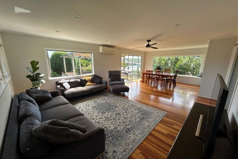 Photo of property in 1 Richardson Avenue, Pukekohe, 2120