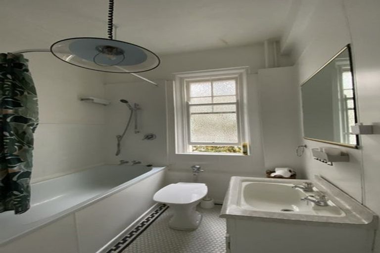 Photo of property in Blythswood Flats, 3f7 Aro Street, Aro Valley, Wellington, 6021
