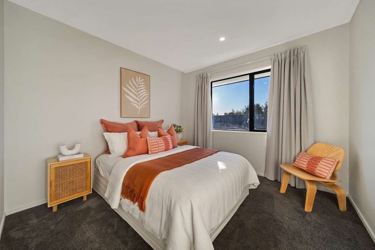 Photo of property in 1 Harrier Place, Amberley, 7410