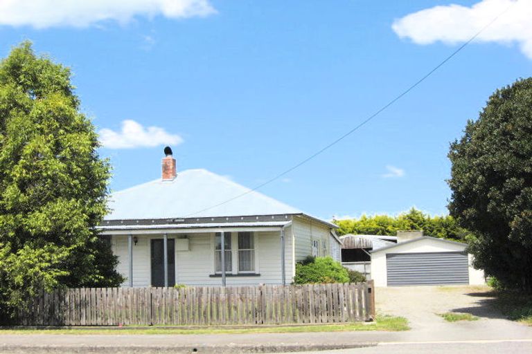 Photo of property in 109 Kippenberger Avenue, Rangiora, 7400