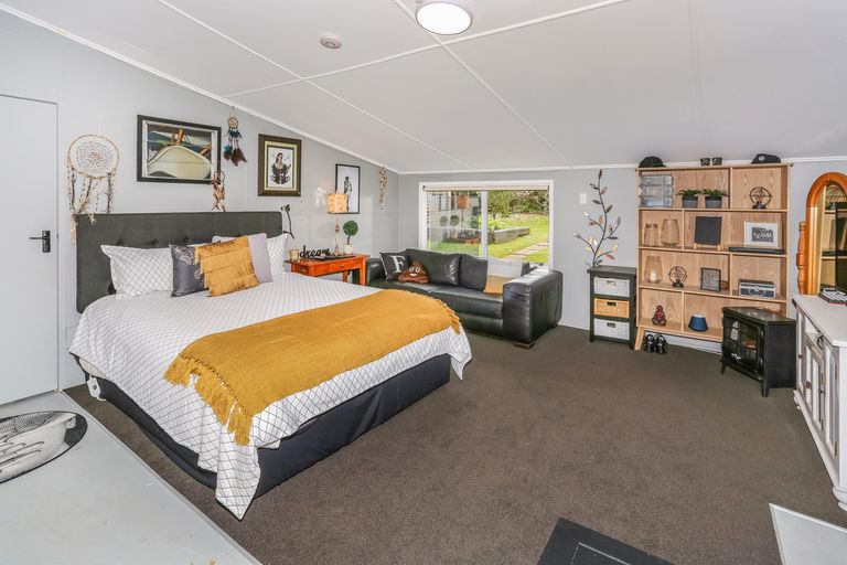 Photo of property in 11 Harrisville Road, Tuakau, 2121