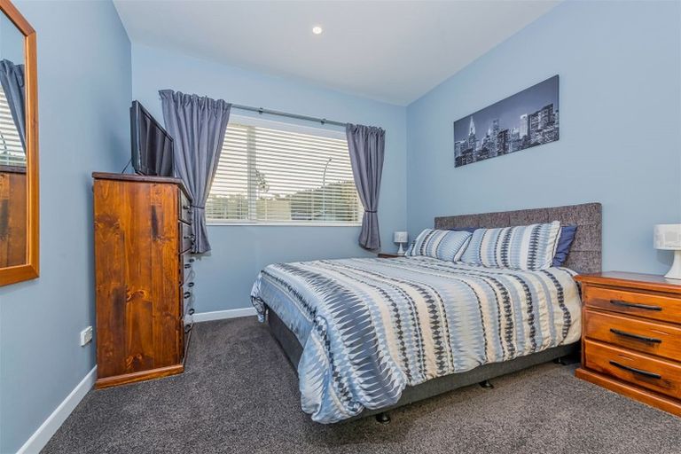 Photo of property in 20c Duke Street, Riverhead, 0820