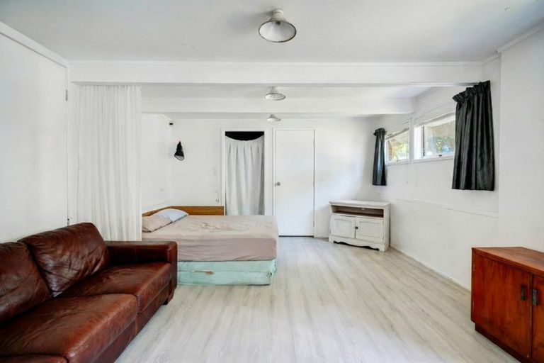 Photo of property in 19 Chorley Avenue, Massey, Auckland, 0614