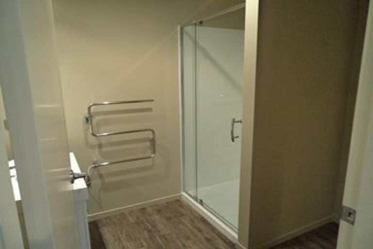Photo of property in 114u1 Old Farm Road, Hamilton East, Hamilton, 3216