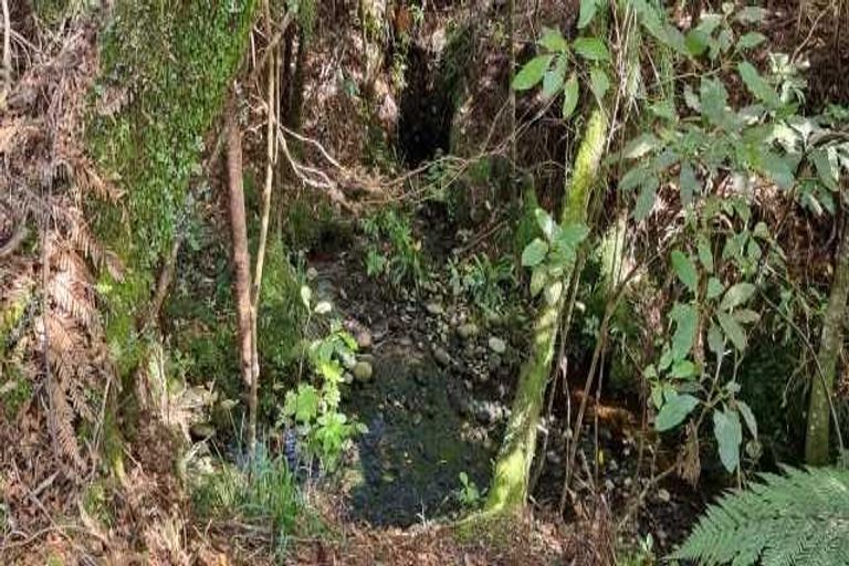 Photo of property in 1a Riverside Terrace, Westport, 7892