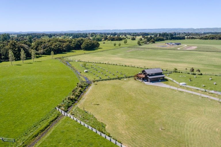 Photo of property in 50 Flax Cutter Lane, Woodside, Greytown, 5794