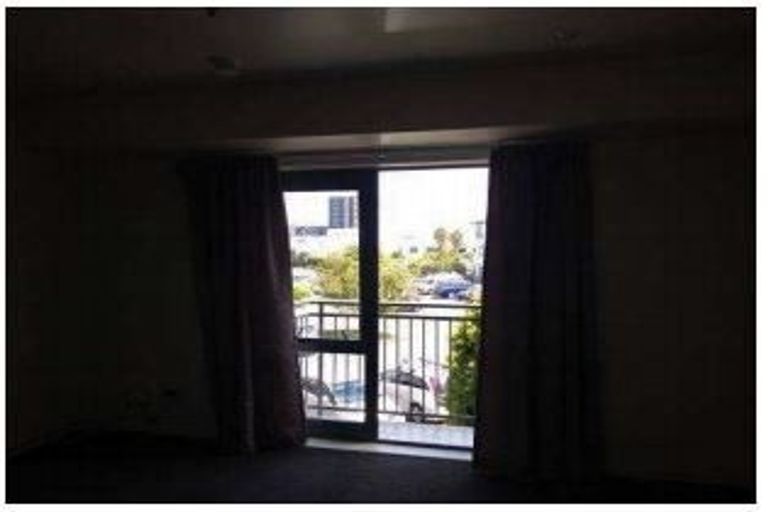 Photo of property in 1g/10 Crown Lynn Place, New Lynn, Auckland, 0600