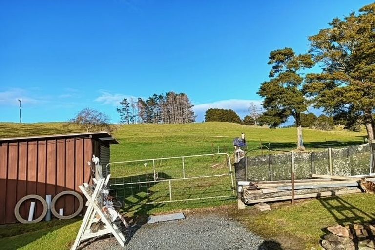 Photo of property in 605 Otaika Valley Road, Maungatapere, Whangarei, 0170