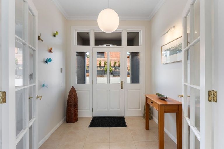 Photo of property in 35 Kotare Street, Hilltop, Taupo, 3330