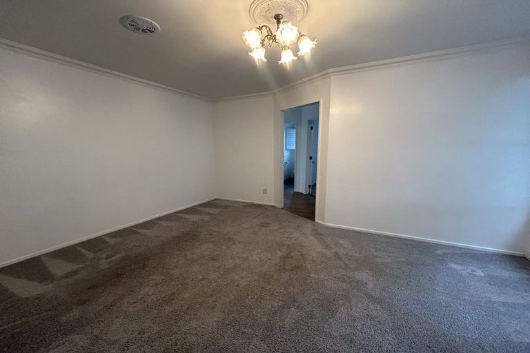 Photo of property in 52 Fitzwilliam Drive, Torbay, Auckland, 0630