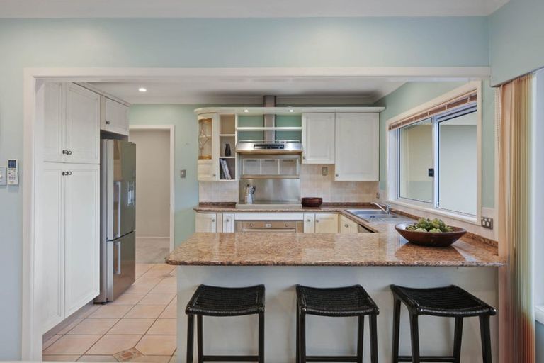 Photo of property in 10 Etherege Place, Howick, Auckland, 2014