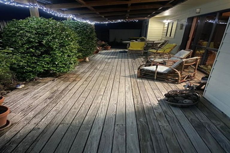 Photo of property in 1b Tudor Grove, Whitianga, 3510