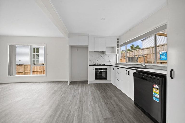 Photo of property in 90a Alfriston Road, Manurewa East, Auckland, 2102