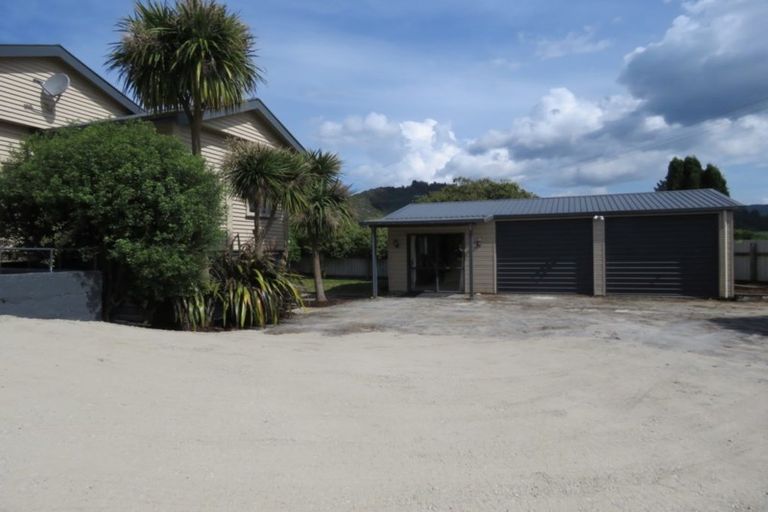 Photo of property in 54 Crampton Road, Reefton, 7830
