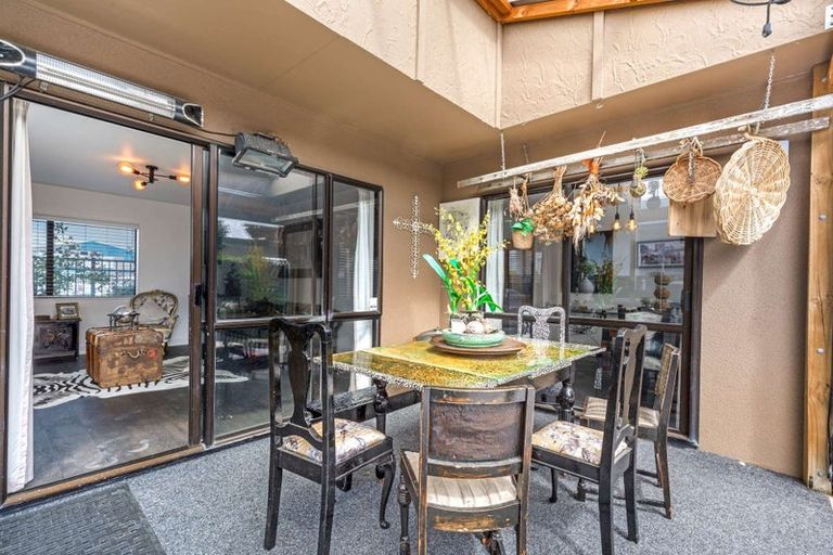 Photo of property in 19 Dahlia Street, Palmerston North, 4410