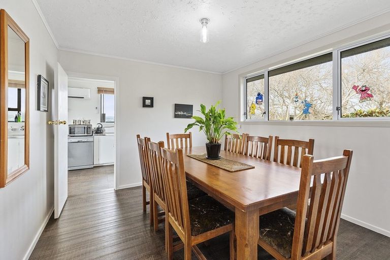Photo of property in 9 Roiri Way, Titahi Bay, Porirua, 5022
