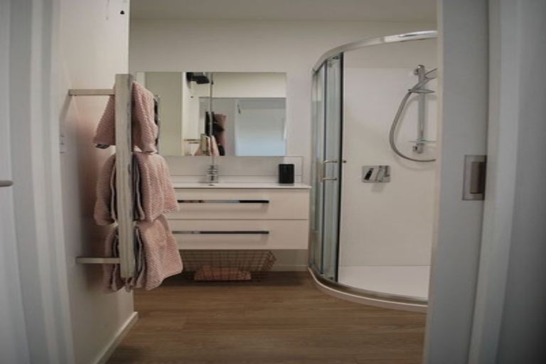 Photo of property in 4/108 Edgeware Road, St Albans, Christchurch, 8014