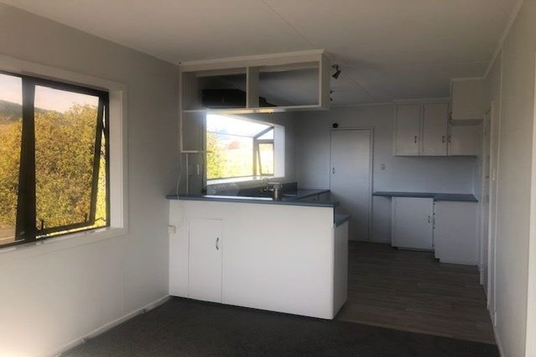 Photo of property in 23 Fergusson Street, Stoke, Nelson, 7011