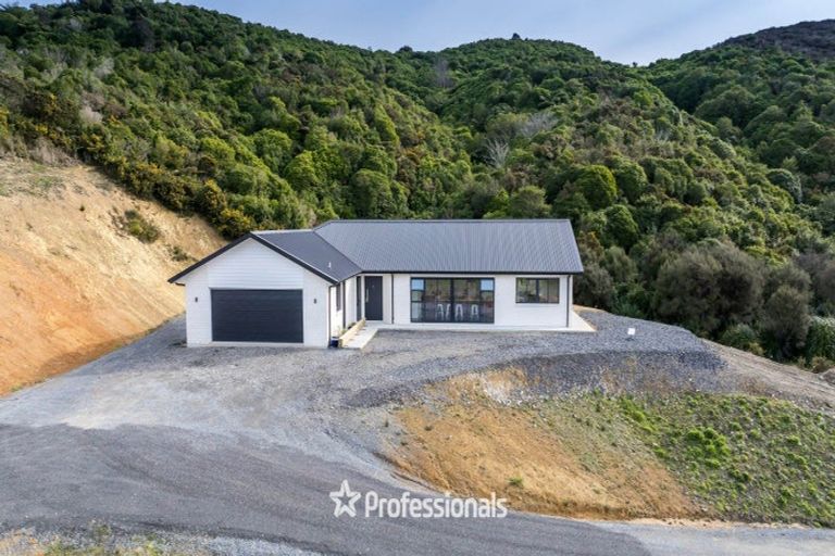 Photo of property in 9 Margaret Mahy Drive, Blue Mountains, Upper Hutt, 5371