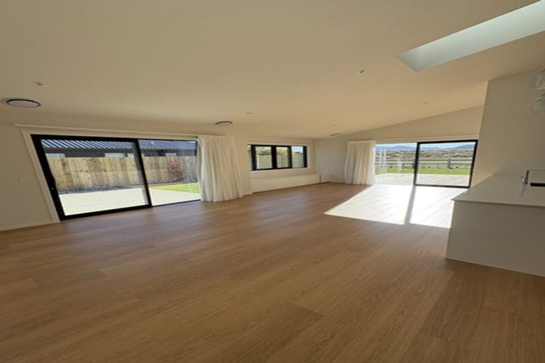 Photo of property in 36 Burbank Road, Wanaka, 9382