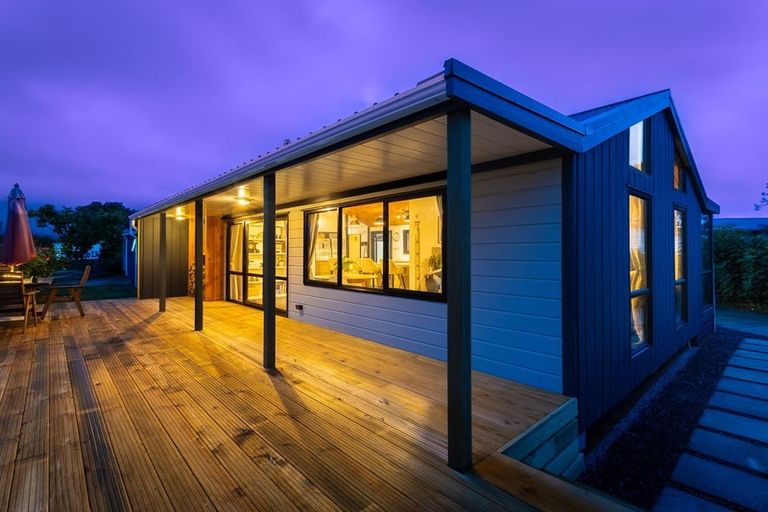 Photo of property in 20 Olive Terrace, Paraparaumu Beach, Paraparaumu, 5032