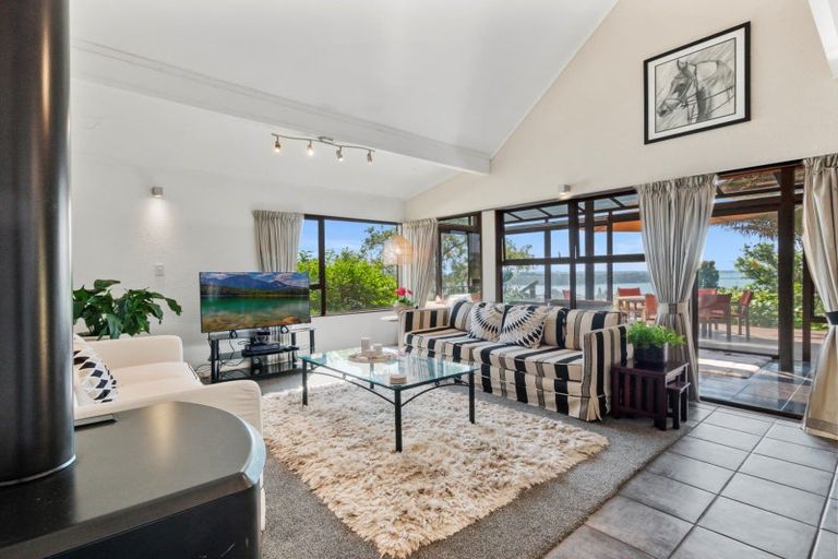 Photo of property in 40 Corinna Street, Welcome Bay, Tauranga, 3112
