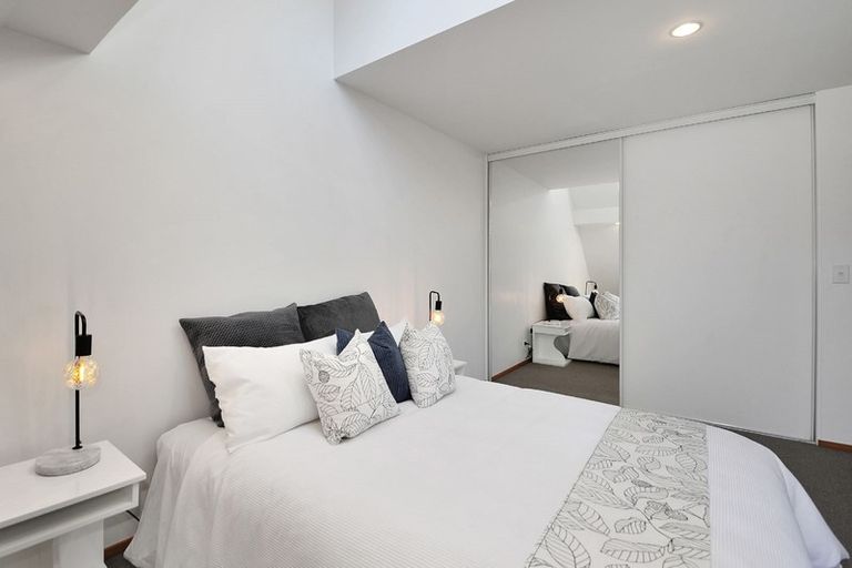 Photo of property in 2/44 Peterborough Street, Christchurch Central, Christchurch, 8013