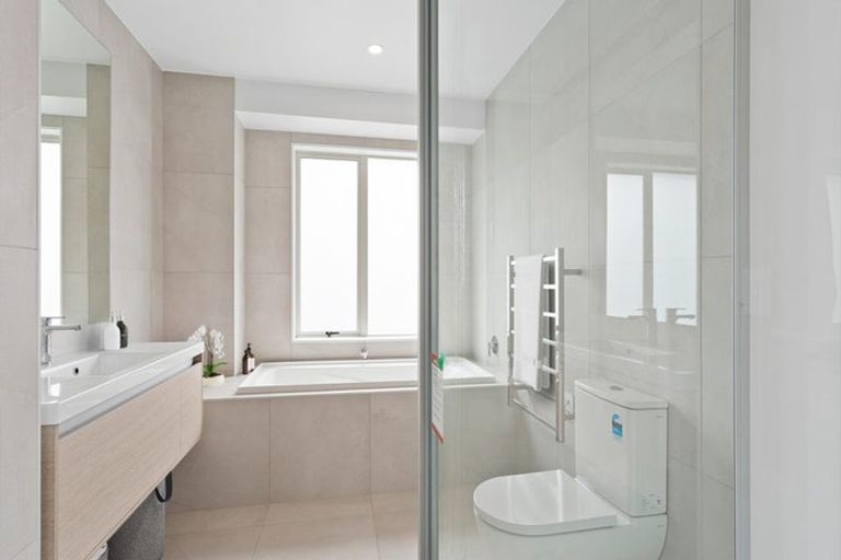 Photo of property in 26 Tiromoana Drive, Red Beach, 0932