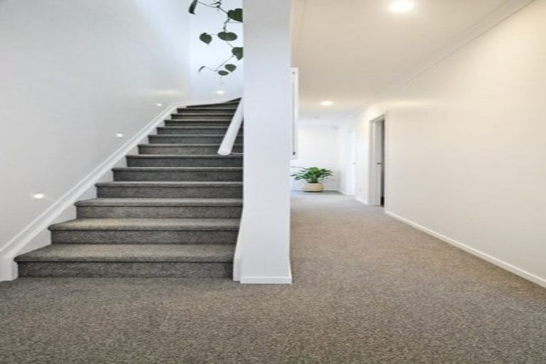 Photo of property in 25/1 Scott Road, Hobsonville, Auckland, 0616