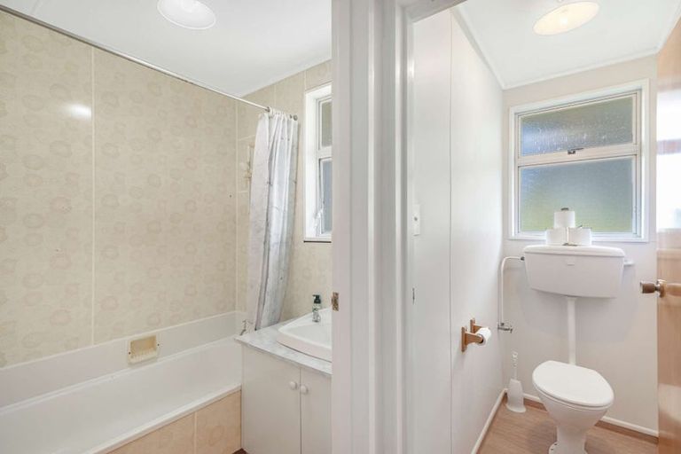 Photo of property in 32 Cascade Crescent, Westbrook, Palmerston North, 4412