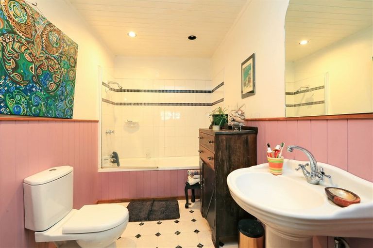 Photo of property in 703 Frederick Street, Mahora, Hastings, 4120