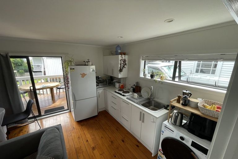 Photo of property in 39 Dakota Avenue, Beach Haven, Auckland, 0626