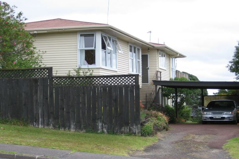 Photo of property in 22 Stanley Road, Glenfield, Auckland, 0629