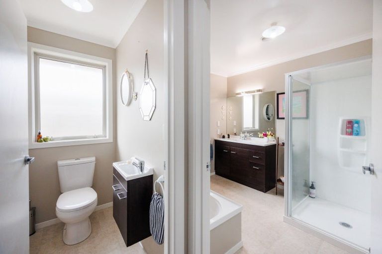 Photo of property in 5a Blenheim Place, Feilding, 4702